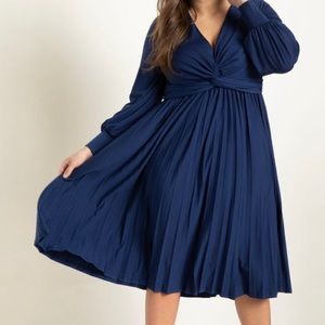 Knot front pleated skirt dress